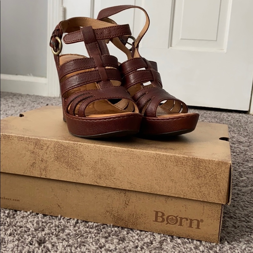 Born Pemberly Wedges